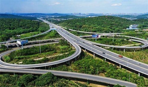 安福钢筋套筒应用于高速公路